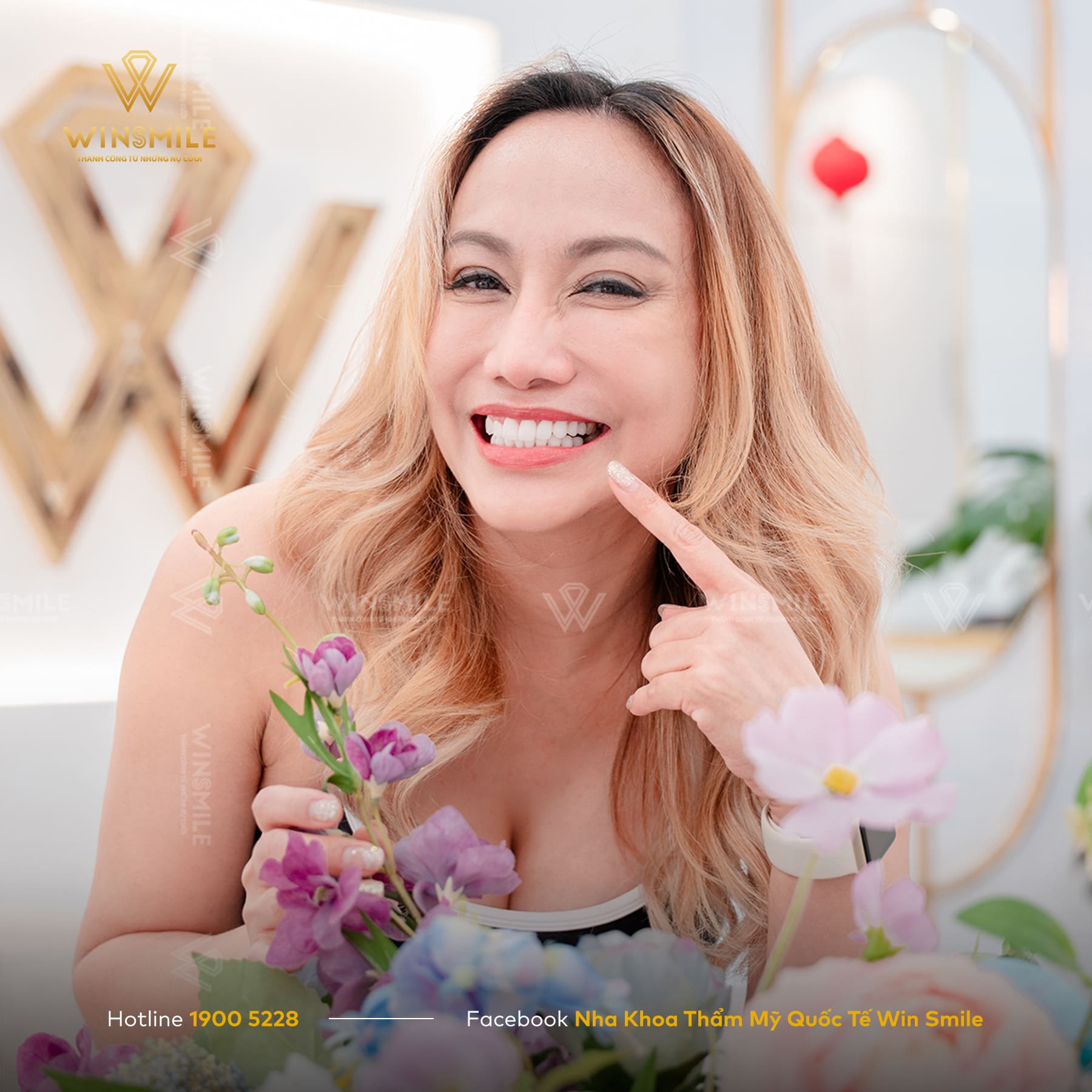 Nụ cười mới đầy tự tin khi thay thế “lớp áo” răng sứ hỏng bên ngoài