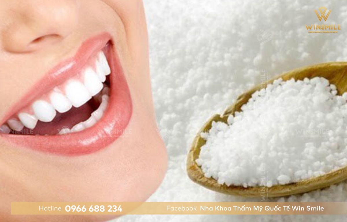 Tẩy trắng răng tại nhà bằng muối
